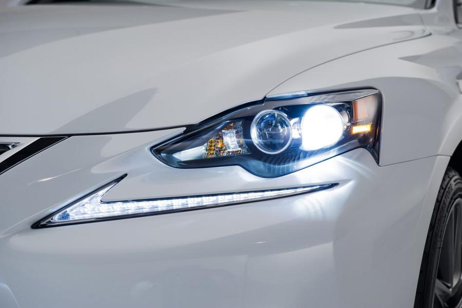  Lexus IS350 F-Sport 2014 года  (фото 82 из 140)